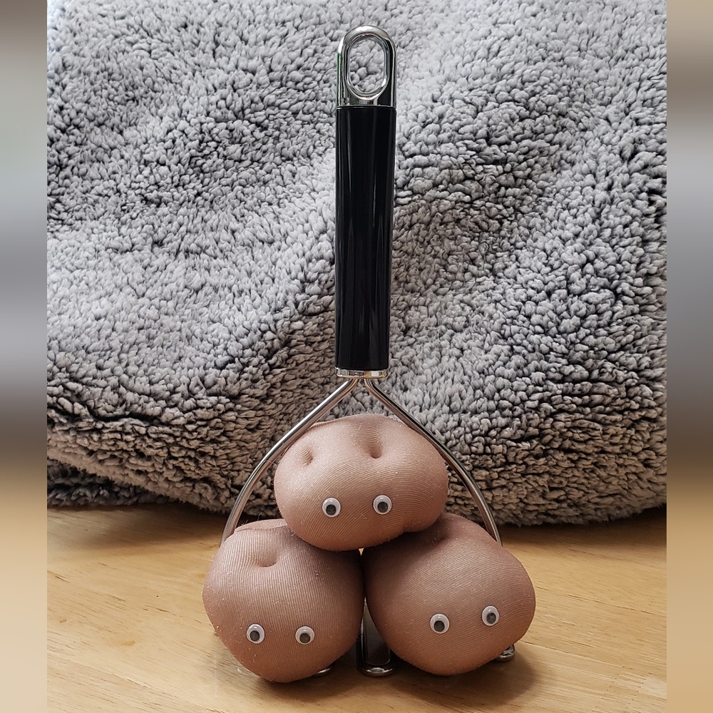 Potato Masher with Spuds Kitchen Decor